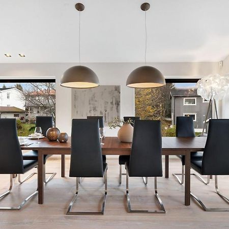 High-End Villa Sentralt I トロムソ エクステリア 写真